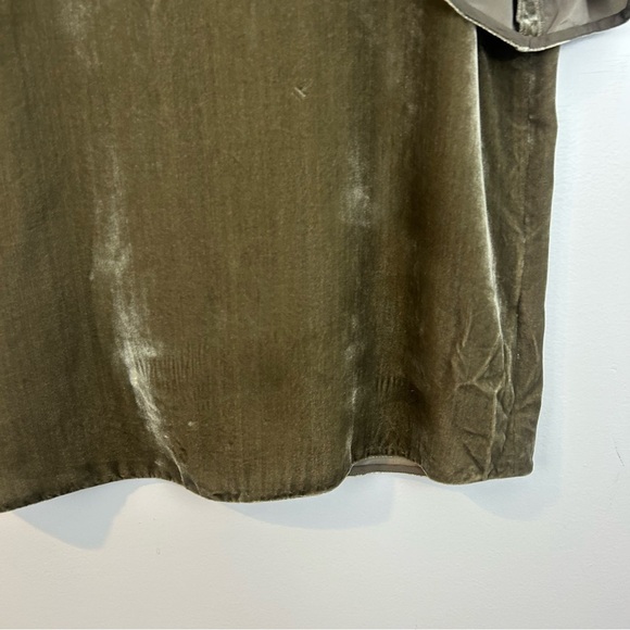 Vince Velvet Tee in Ragweed (Green/Grey) Silk Blend Short Sleeve Size Medium - Picture 7 of 13